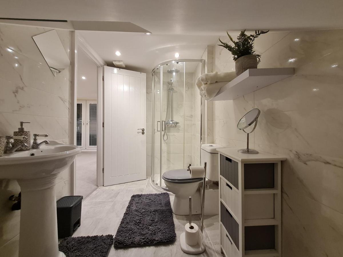 Double Room In Shared Flat Londyn Zewnętrze zdjęcie