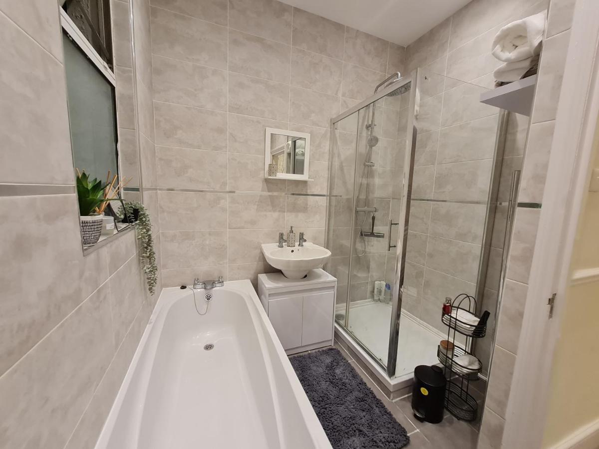 Double Room In Shared Flat Londyn Zewnętrze zdjęcie